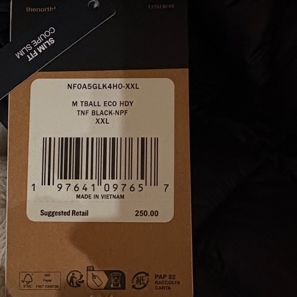 The North Face Quilted Black Jacket - Picture 8 of 8